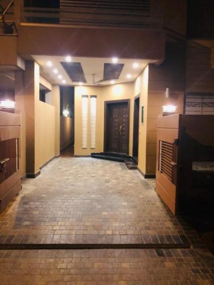 Independent Full House Dha 6 Lahore - image 1