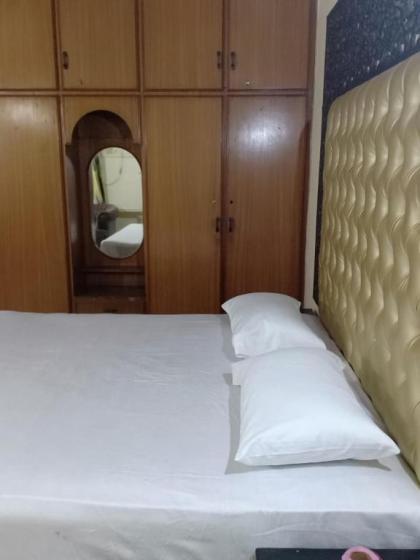 New Moon Soon Hotel - image 13