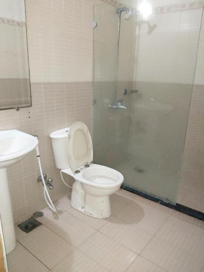 New Look Hotel - image 4