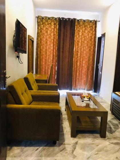 Hotel Pakeeza One - image 11