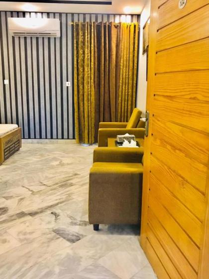 Hotel Pakeeza One - image 18