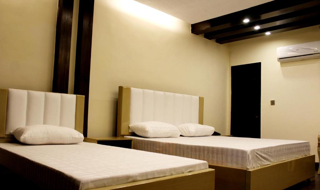 Hotel Visit Inn Executive - image 5