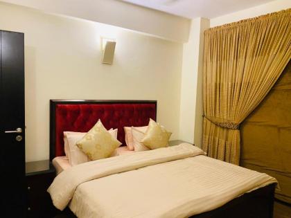 Royal Two Bed Luxury Apartment Gulberg - image 13