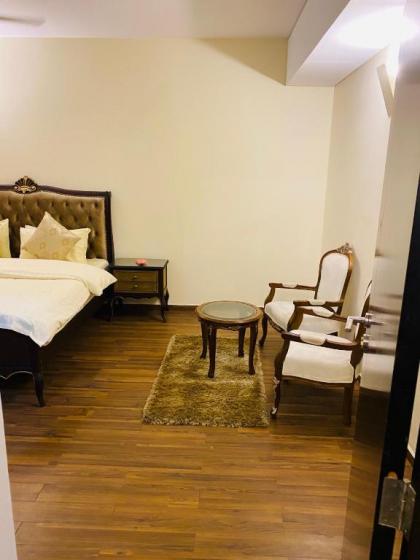 Royal Two Bed Luxury Apartment Gulberg - image 17