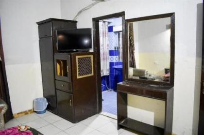 Mid Land Hotel - image 8