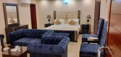 Hotel Noor Plaza - image 2