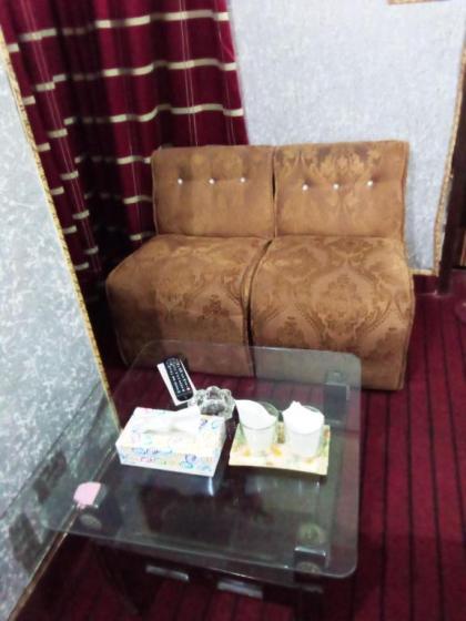 Royal palace hotel - image 15