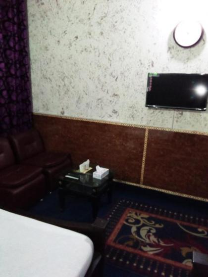 Royal palace hotel - image 19