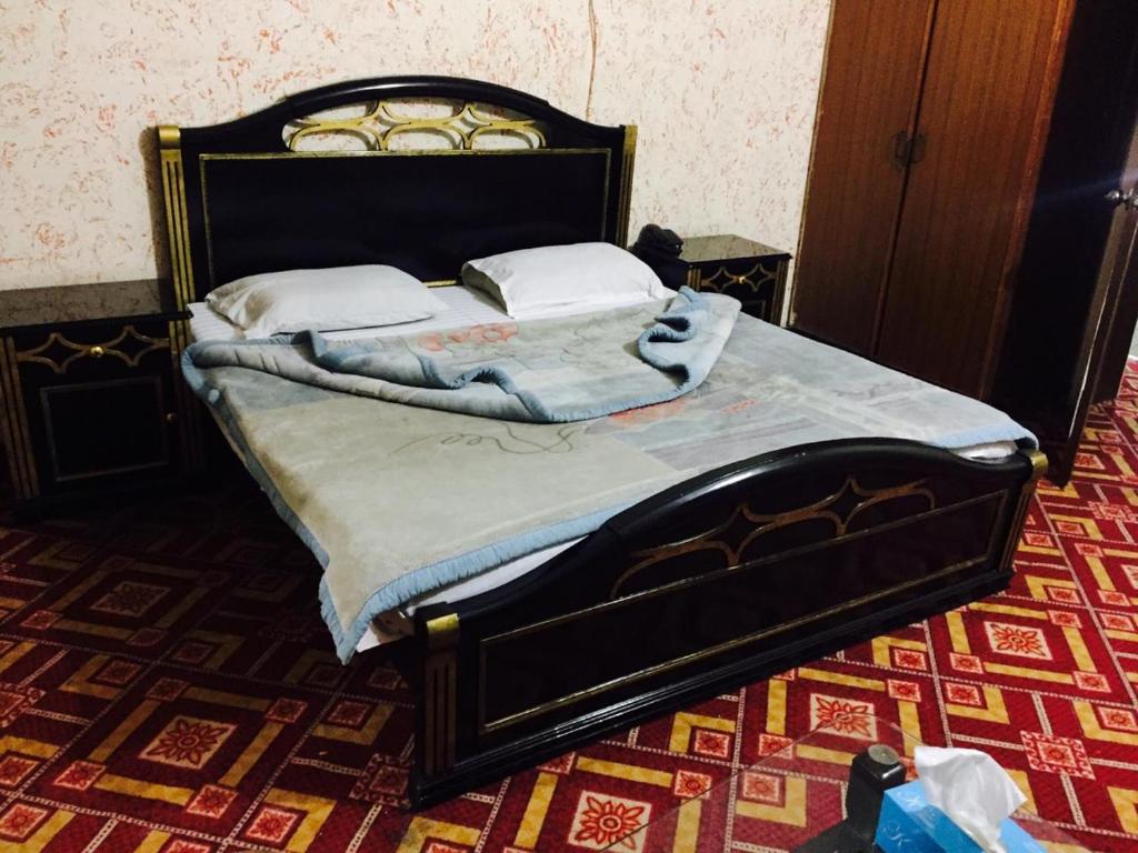 Royal palace hotel - image 2