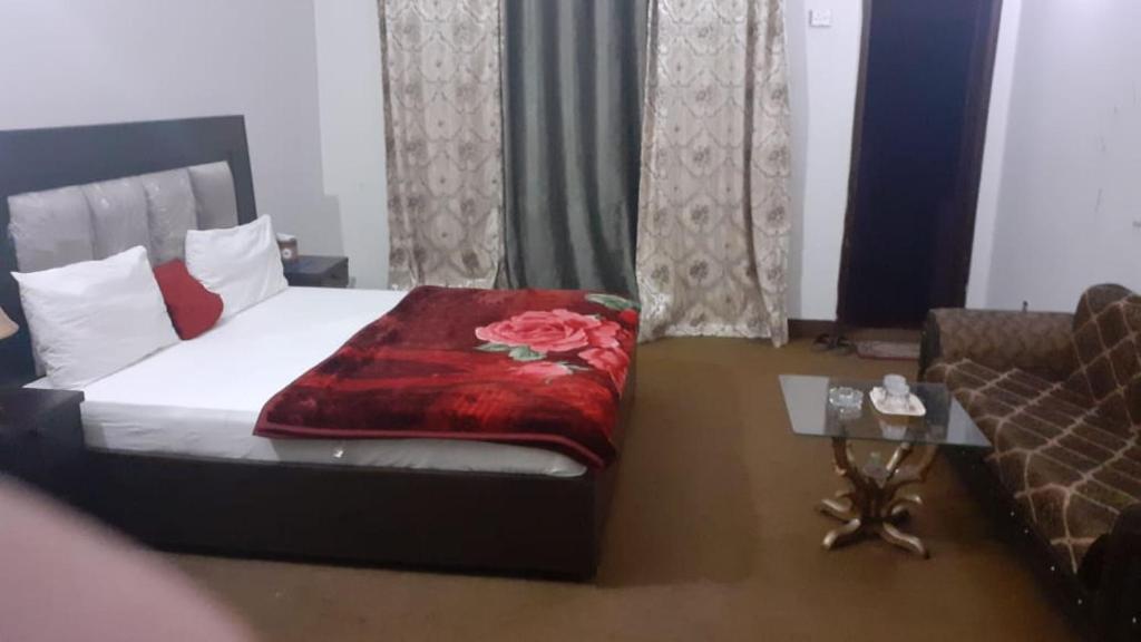 Hotel Royal Fort - image 4