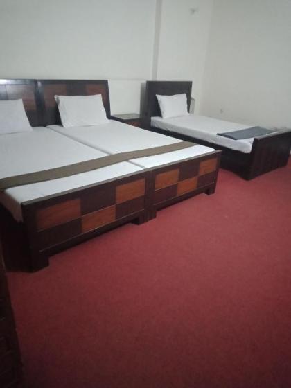 Decent palace hotel - image 5