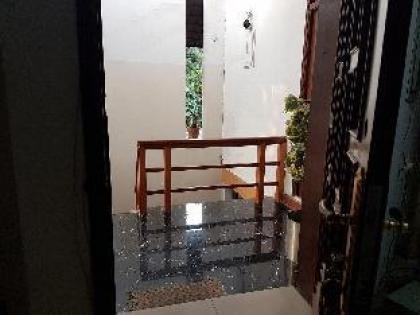 FIVE Bedroom Apartment in Gulberg II