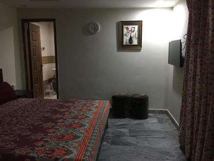 1 Bed Apartment with terrace - image 7