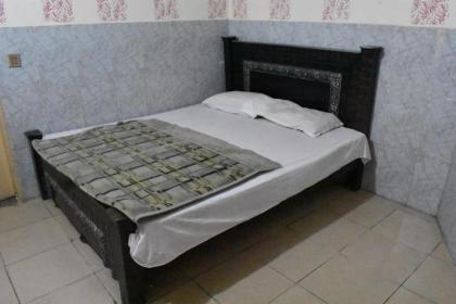 Leader Inn hotel - image 1