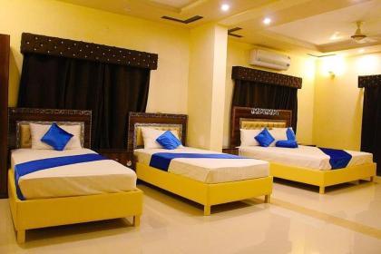 Hotel Days Inn - image 11