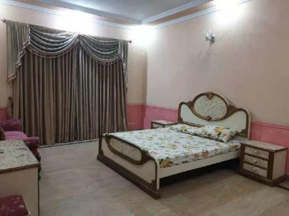 Guest inn Room on Rent - image 3