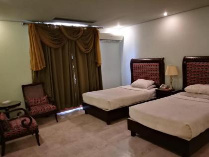 Regency Inn Hotel - image 4