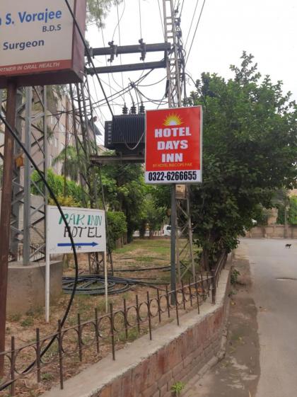 Day In Gulberg - image 9