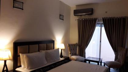 Marryleena Hotel Gulberg - image 7