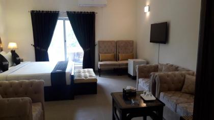 Marryleena Hotel Gulberg - image 8