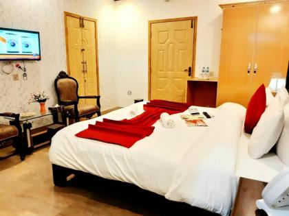 Royal Pakeeza Hotel - image 3
