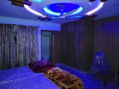Furnished Portion with Lounge & Balcony - Homestay - image 10