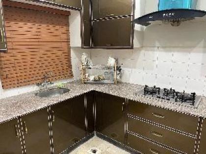Brand New 2 Bed Apartment near Shaukat Khanum - image 19