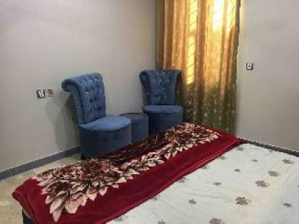 Spacious 2 Bed Apartment near Shaukat Khanum - image 6