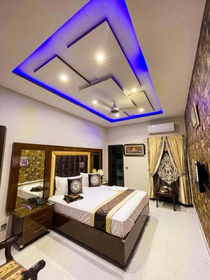 Horizon Hotel - image 20