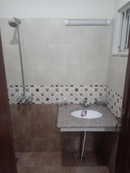 Continental Girls Hostel Muhafiz Town Phase 2 - image 13