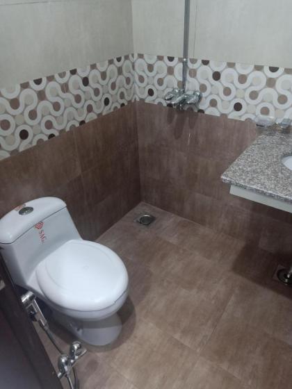Continental Girls Hostel Muhafiz Town Phase 2 - image 21