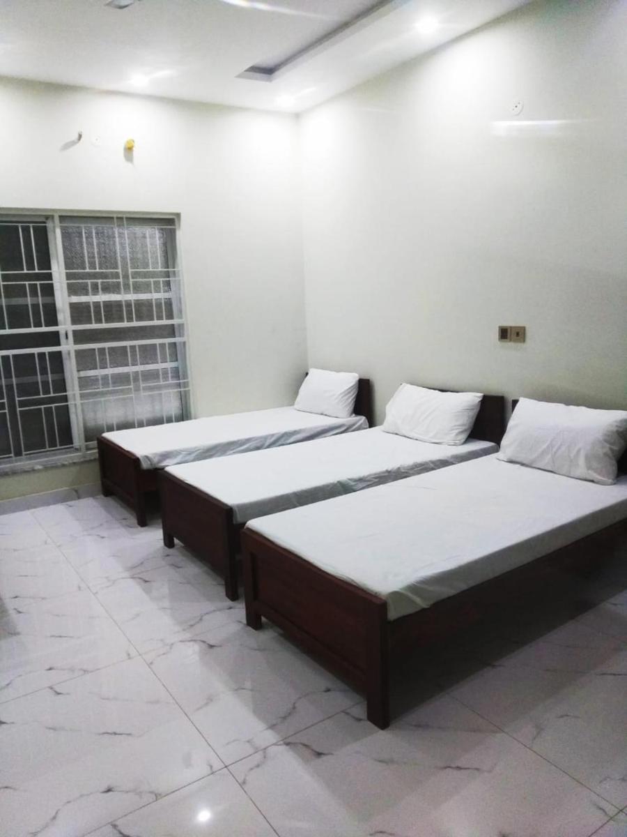 Continental Girls Hostel Muhafiz Town Phase 2 - image 7