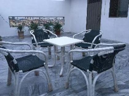 One Bed Apartment near Shaukat Khanum - image 7