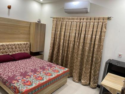Comfortable and Independent One Bed - image 11