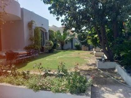 Razi Lounge: 3br Upper portion 1000sqyWAPDA Town
