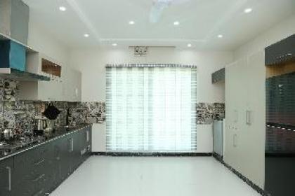 Razi Lounge: 3br Upper portion 1000sqyWAPDA Town - image 16
