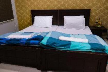 Two Bedroom Private Apartment near DHA & Airport. - image 12