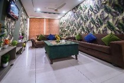 Two Bedroom Private Apartment near DHA & Airport. - image 17