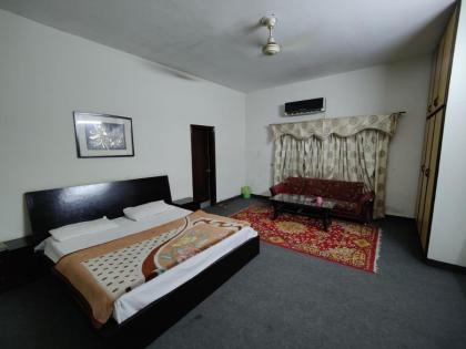 Magnum Hotel - image 6