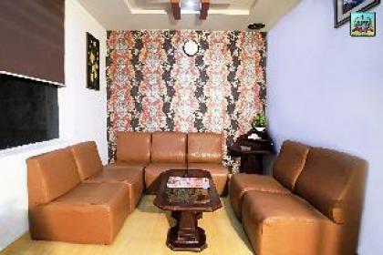 Deluxe Rooms For Comfortable Stay - image 9