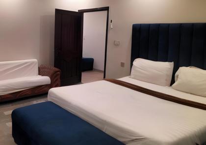 Hotel Day In Emporium - image 10