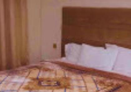 Hotel Day In Emporium - image 24
