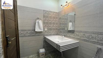 Multazam Heights DHA Phase 8 - image 15