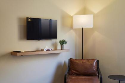 LOKAL Rooms x MM Alam - image 14