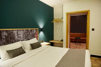 LOKAL Rooms x MM Alam - image 6