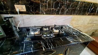 Smart Apartments & Hotel - image 9
