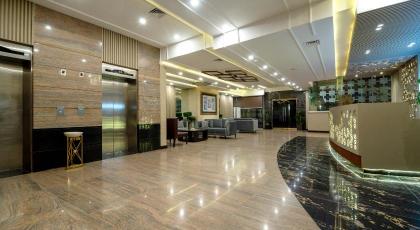 Hotel One Tower Gulberg - image 15
