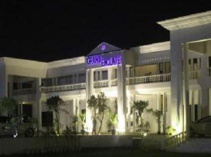Hotel Grand Enclave Hotel - image 13