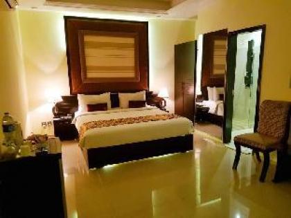 Hotel Grand Enclave Hotel - image 23