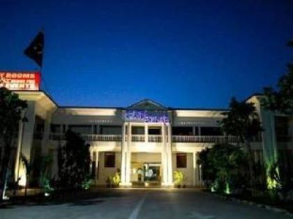 Hotel Grand Enclave Hotel - image 4